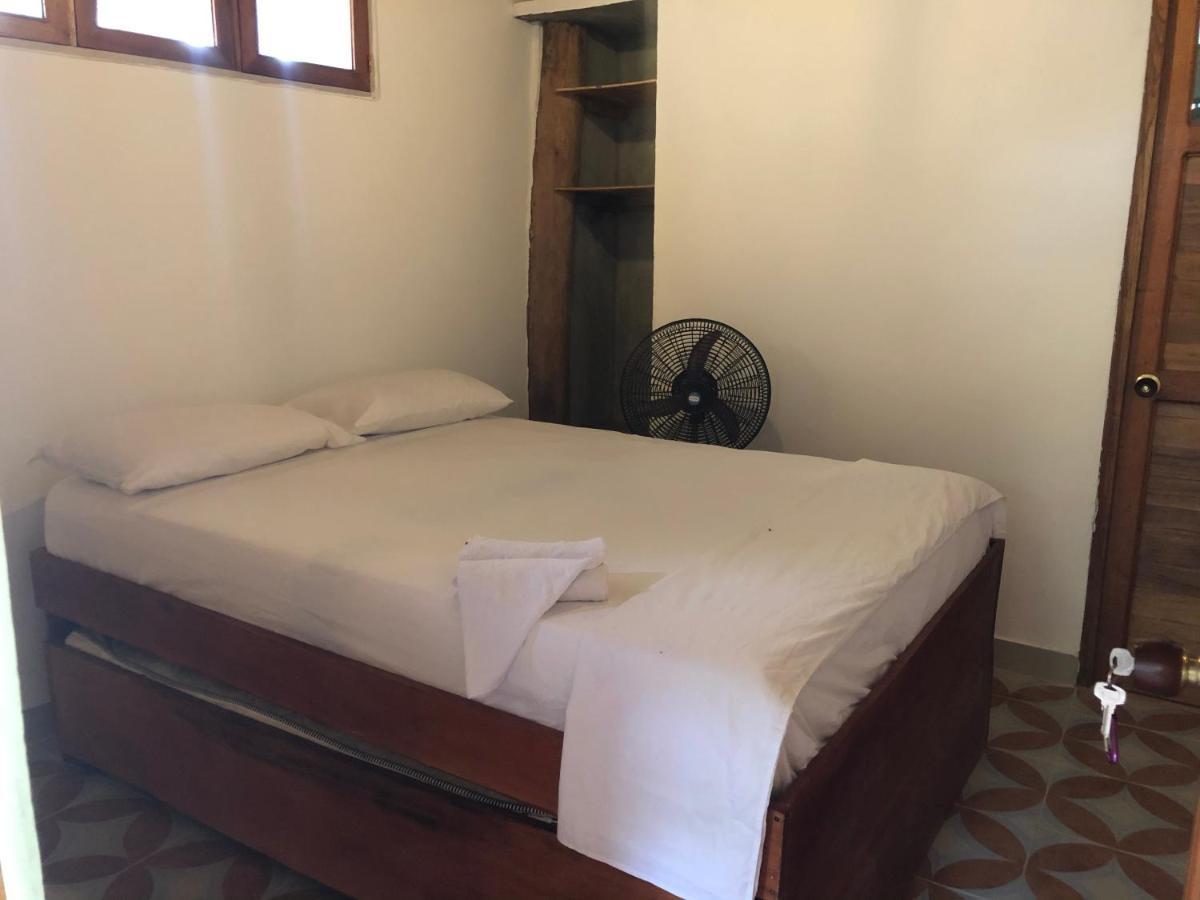 Casa Palum Private Room Private Bathroom بالومينو المظهر الخارجي الصورة