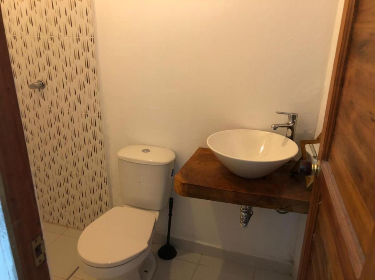 Casa Palum Private Room Private Bathroom بالومينو المظهر الخارجي الصورة